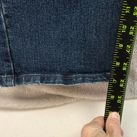 2 Wrangler Mens Jeans 34x29 Measured Relaxed Fit Blue Denim Classic Casual - Picture 9 of 16